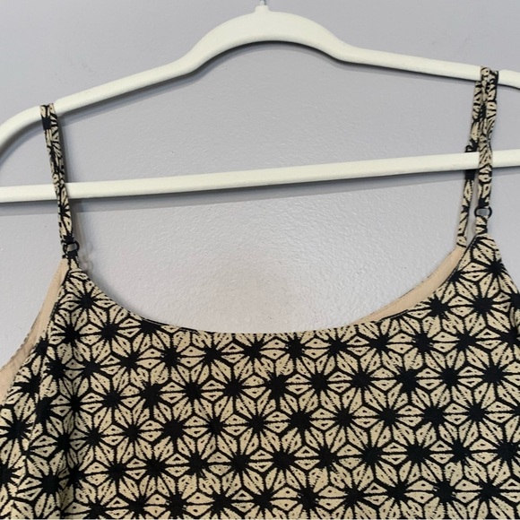 Levi’s tan and black floral star sundress. Size‎ 1X - Picture 5 of 10